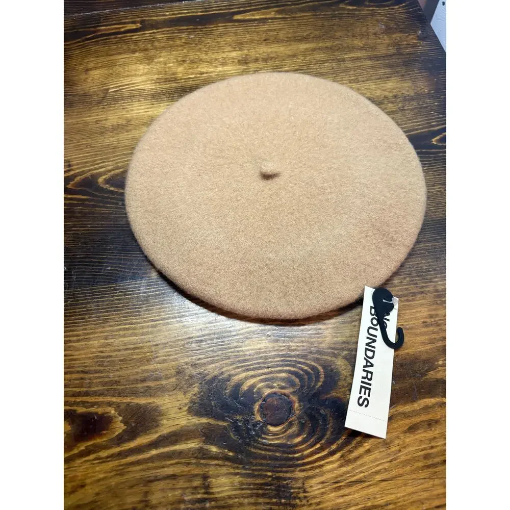 No‎ Boundaries Tan Wool Felt Beret